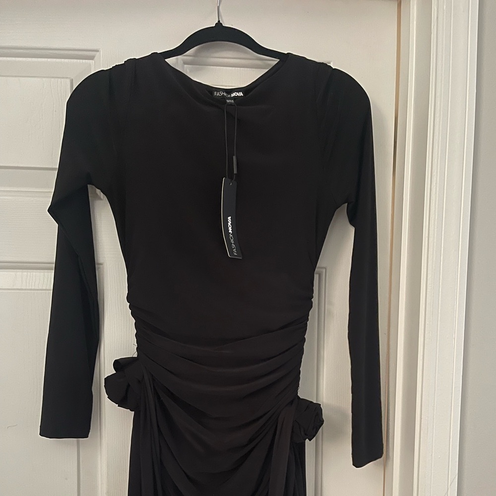 Fashion Nova Paris Escape Dress size Small